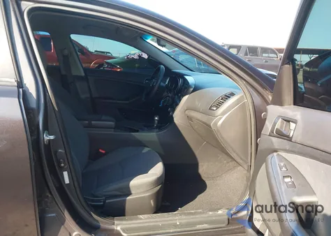 2015 Kia Optima Lx из США, поврежденный, VIN KNAGM4A74F5636032